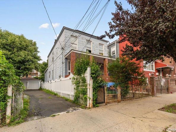 849 E 219th Street, Bronx NY 10467