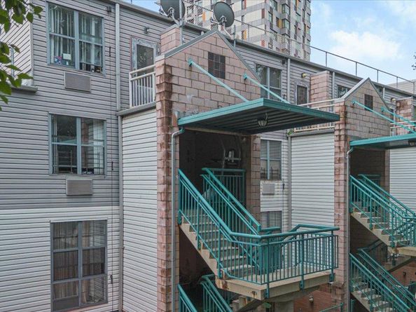 521 E 156th Street C, Bronx NY 10455