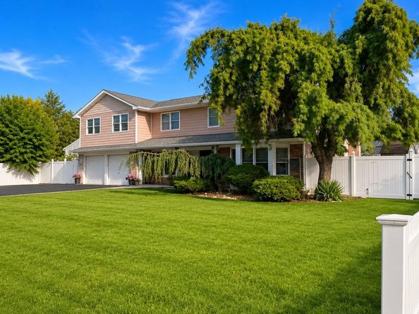 108 Burr Road, East Northport NY 11731