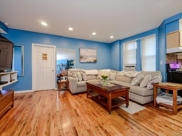 25 W Broadway 417, Long Beach NY 11561