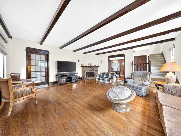 168-09 29th Avenue, Flushing NY 11358