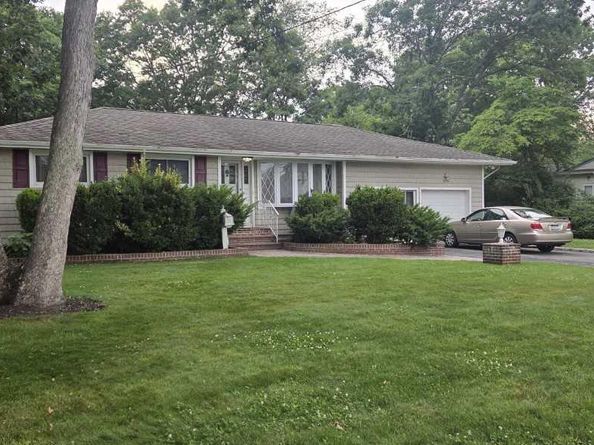 1080 Ocean Avenue, Bay Shore NY 11706
