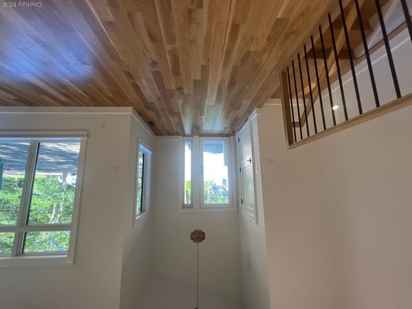 17 Bittersweet Avenue, Hampton Bays NY 11946