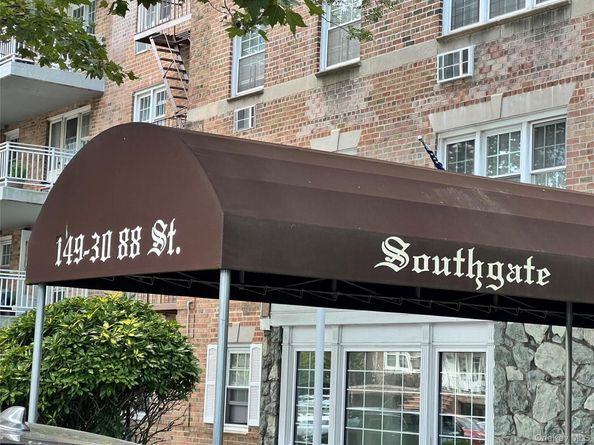 149-30 88th Street 2E, Howard Beach NY 11414