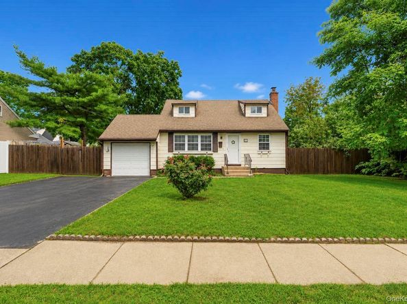 491 Smith Street, Central Islip NY 11722