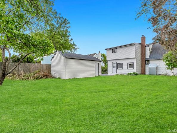 20 Howard Street, Hicksville NY 11801