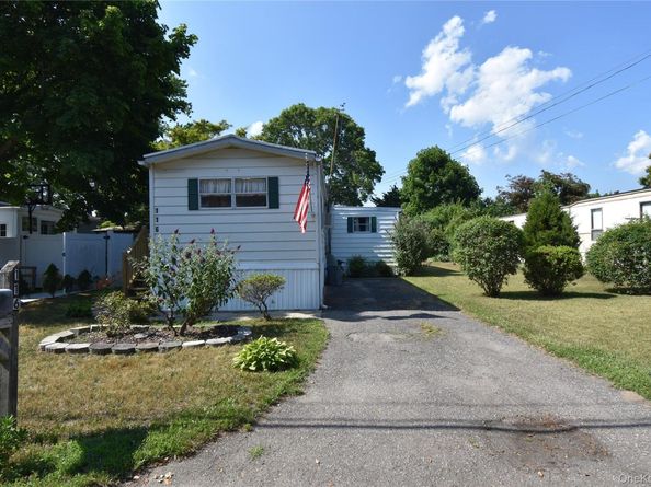 116 Lincoln Avenue, Holbrook NY 11741