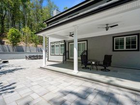 23 Woodbury Road, Woodbury NY 11797