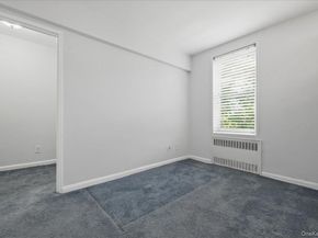 100 Brooklyn Avenue 4V, Freeport NY 11520