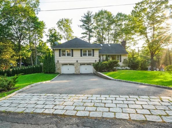 25 Manor Avenue, White Plains NY 10605