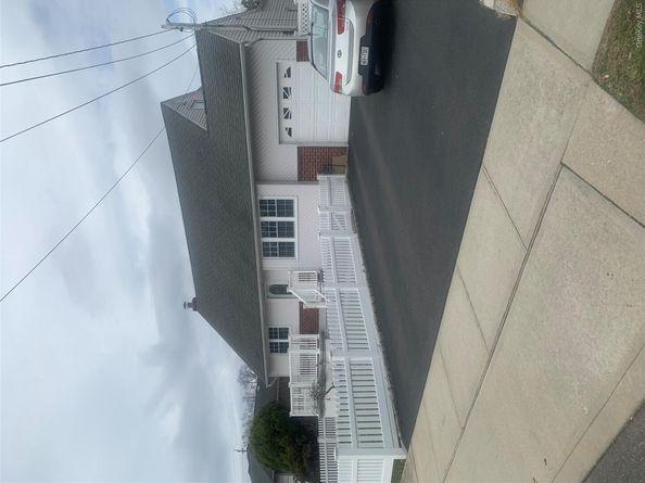854 Terra Lane, North Bellmore NY 11710