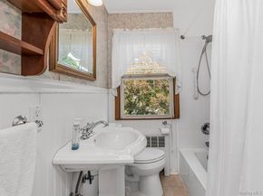 211 Warren Avenue, Hawthorne NY 10532