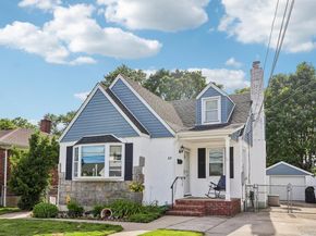 63 Kilburn Road S, West Hempstead NY 11552