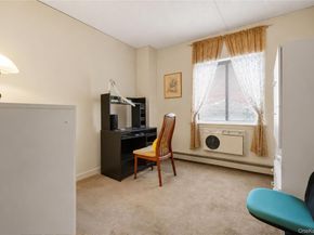 71-48 162nd Street 3, Fresh Meadows NY 11365