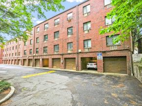 71-48 162nd Street 3, Fresh Meadows NY 11365