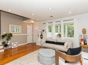 19 Fleetwood Avenue, Melville NY 11747