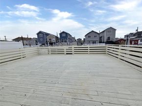 20 W 10th Road, Broad Channel NY 11693