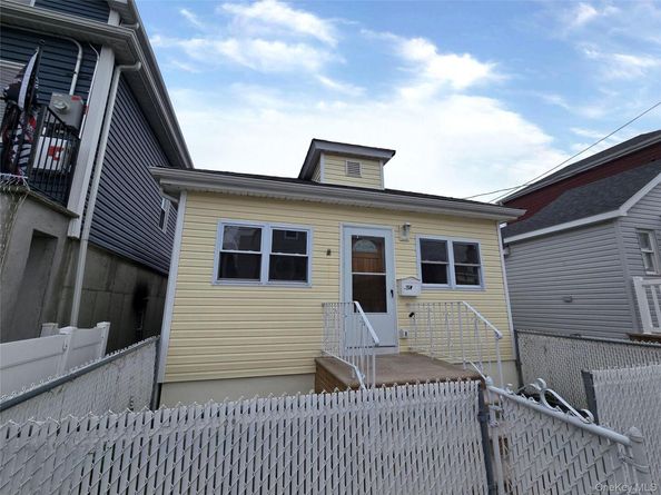20 W 10th Road, Broad Channel NY 11693