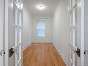24-51 38TH Street A4, Astoria NY 11103