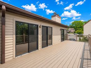 19 The Circle 19, Glen Head NY 11545