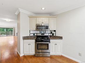 19 The Circle 19, Glen Head NY 11545