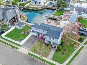 2 Sutton Place, Massapequa NY 11758