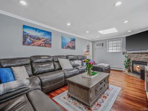 2 Sutton Place, Massapequa NY 11758