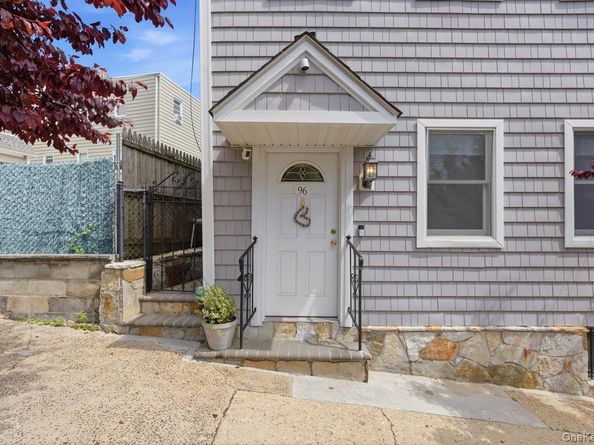 96 Wakefield Avenue, Yonkers NY 10704