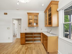 96 Wakefield Avenue, Yonkers NY 10704