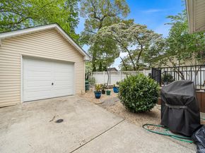 123 East Avenue, Valley Stream NY 11580