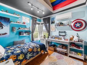 123 East Avenue, Valley Stream NY 11580