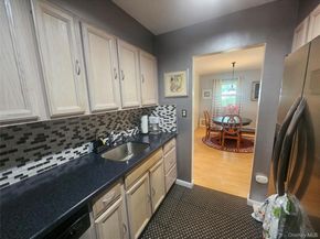 1337 Broadway C10, Hewlett NY 11557