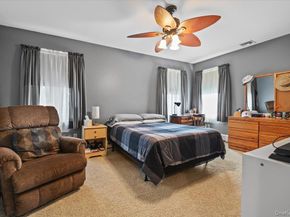 4 Westbury Avenue, Plainview NY 11803
