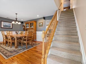 4 Westbury Avenue, Plainview NY 11803