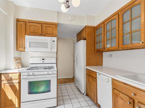 110-20 71st Road 707, Forest Hills NY 11375