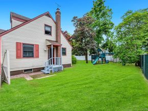 110 Penataquit Avenue, Bay Shore NY 11706