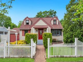 110 Penataquit Avenue, Bay Shore NY 11706