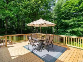 16 Soundview Loop, South Salem NY 10590