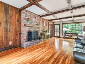 16 Soundview Loop, South Salem NY 10590