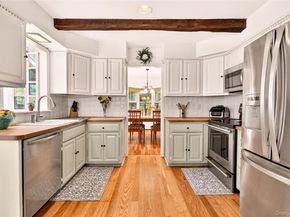 16 Soundview Loop, South Salem NY 10590