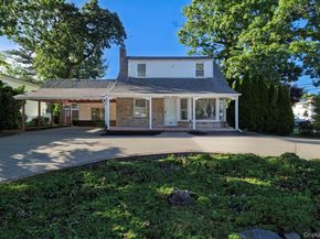 3499 Woodward Avenue, Wantagh NY 11793