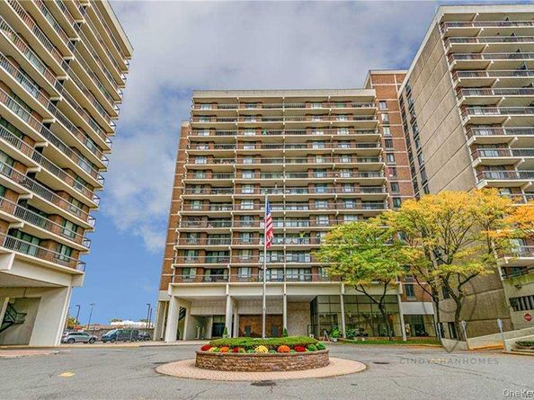 152-18 Union Turnpike 7 P, Flushing NY 11367