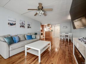 750 W Broadway 3M, Long Beach NY 11561