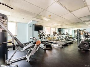 750 W Broadway 3M, Long Beach NY 11561
