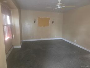 218 Park Avenue, Hicksville NY 11801