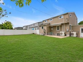 4 Lido Parkway, Lindenhurst NY 11757