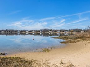38 Conscience Circle, East Setauket NY 11733