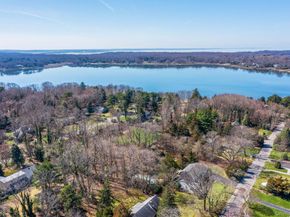 38 Conscience Circle, East Setauket NY 11733