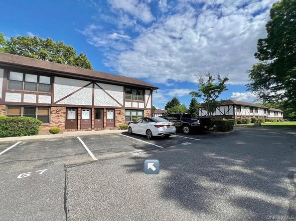 66 Bailey Court 66, Middle Island NY 11953
