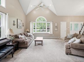 8 Lorraine Court, Medford NY 11763